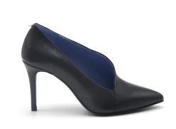 DECOLLETE' APERTO SUL LATO NERO