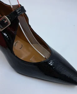 DECOLLETE FIBBIA COLLO NERO