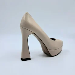 DECOLLETE' NUDE PLATEAU