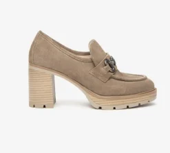 MOCASSINI IN CAMOSCIO CON APPLICAZIONE METALLICA