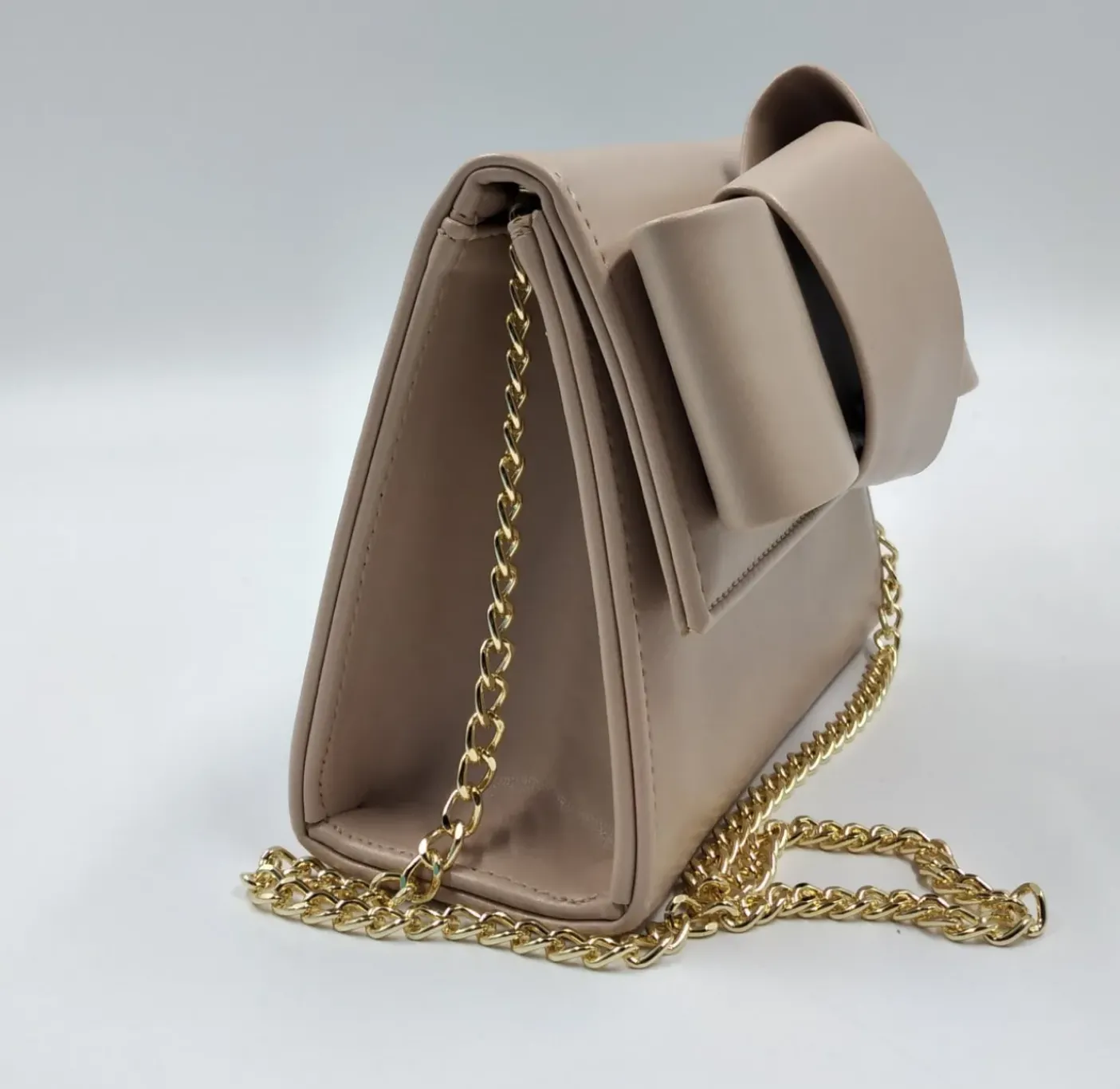 POCHETTE DETTAGLIO FIOCCO