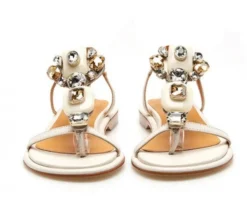 SANDALI IN PELLE CON APPLICAZIONE PIETRE BIANCHE