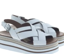 SANDALI PELLE BIANCA CON DETTAGLI CATENA