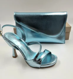 SANDALI PELLE METALLIZATA CELESTE