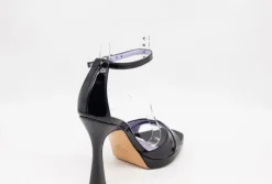 SANDALI PELLE VERNICE NERA