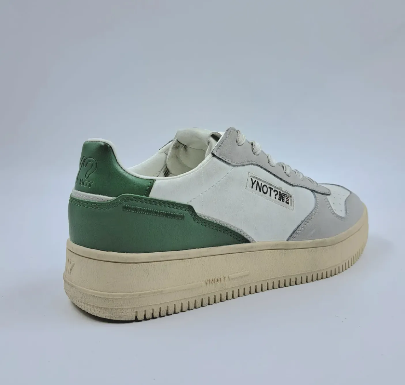 SNEAKERS EFFETTO VINTAGE DETTAGLIO VERDE