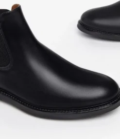 STIVALETTI MODELLO CHELSEA NERO
