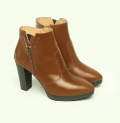 TRONCHETTI IN PELLE AFFUSOLATI CUOIO