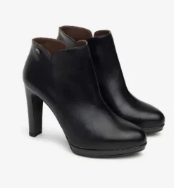 TRONCHETTI IN PELLE MORBIDA NERA