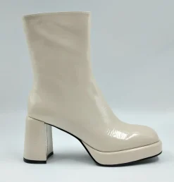 TRONCHETTI PELLE LUCIDA PORCELLANA