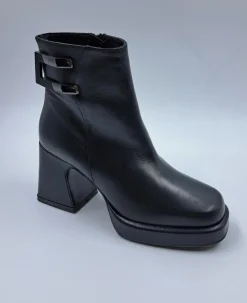 TRONCHETTI PELLE TACCO SQUADRATO