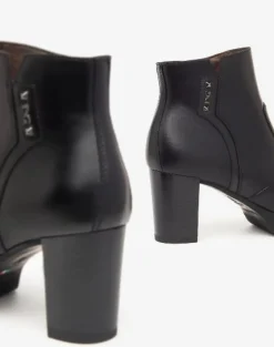 TRONCHETTI PELLE TACCO SQUADRATO